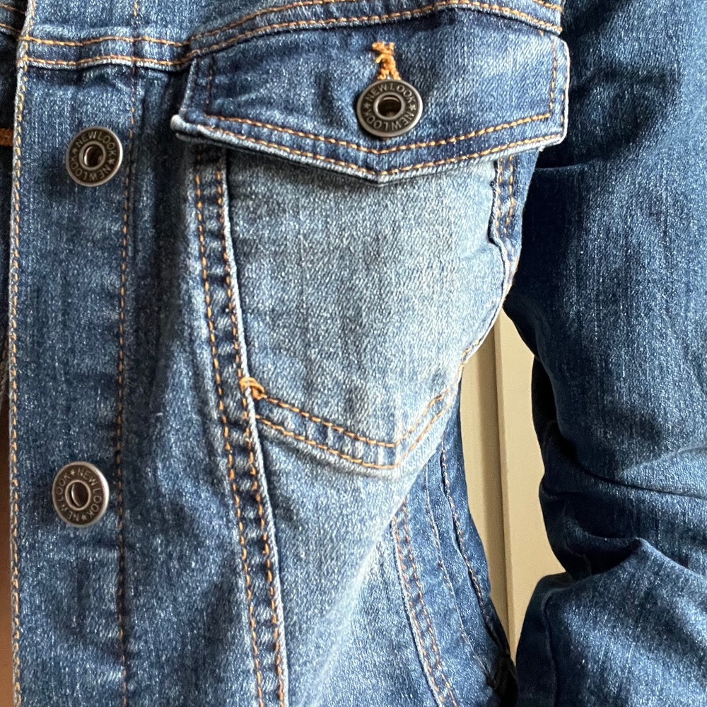 Denim / Jean Jacket - Picture 4 of 4